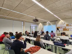Sesión de Dirección Consciente en Can Marines con profesionales del sector náutico